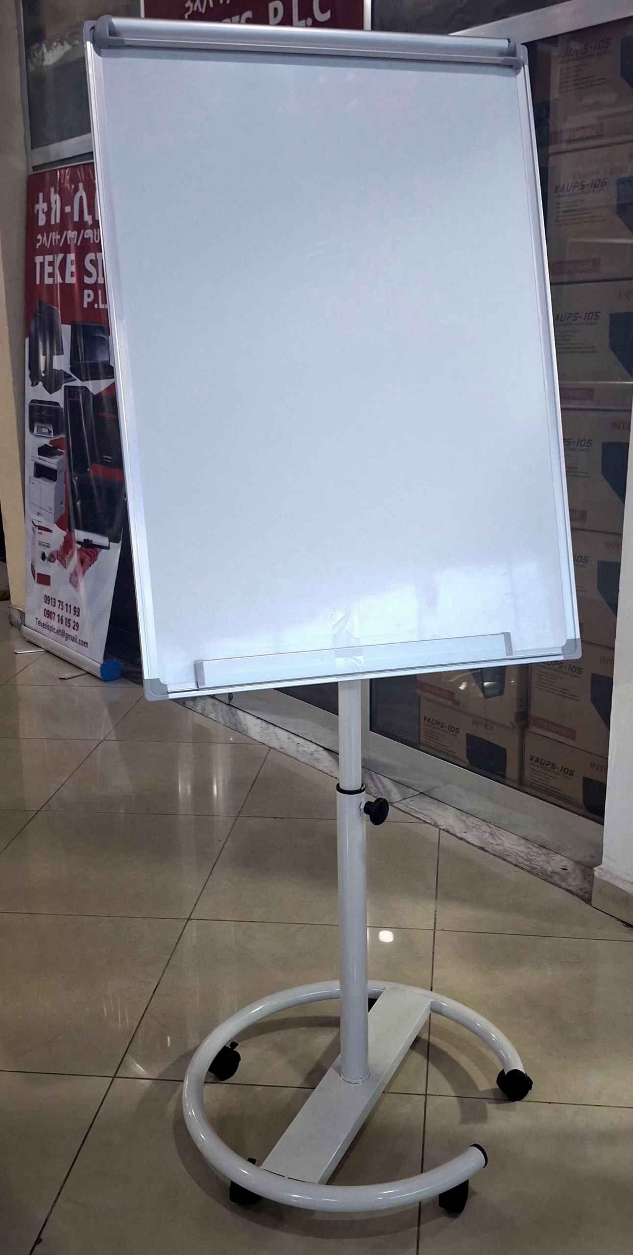 Adjustable 70x100cm Mobile Whiteboard Flipchart Stand With Wheels